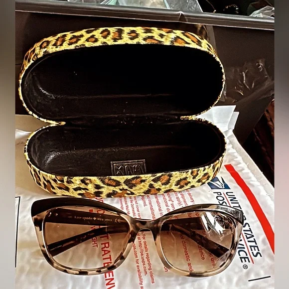 kate spade | Accessories | Authentic Kate Spade Sunnies  display picture 2